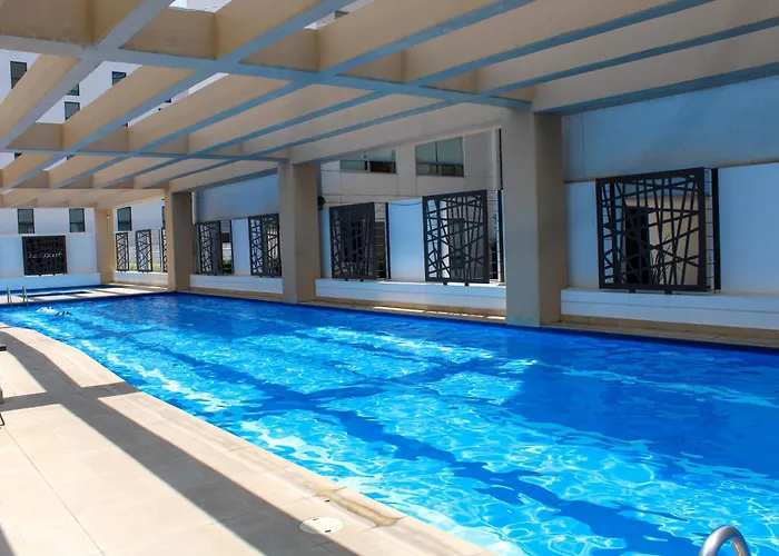 En Zona De Hospitales En Planta Baja Apartment *