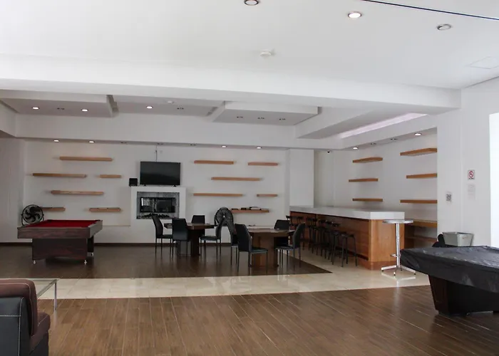 Apartment En Zona De Hospitales En Planta Baja