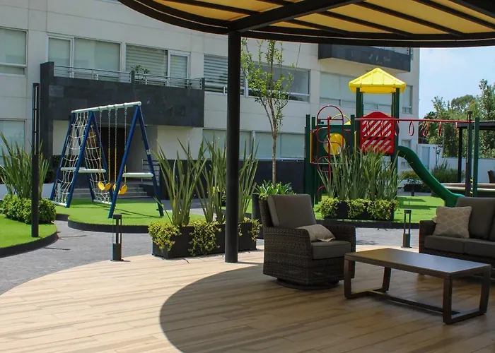 En Zona De Hospitales En Planta Baja Apartment